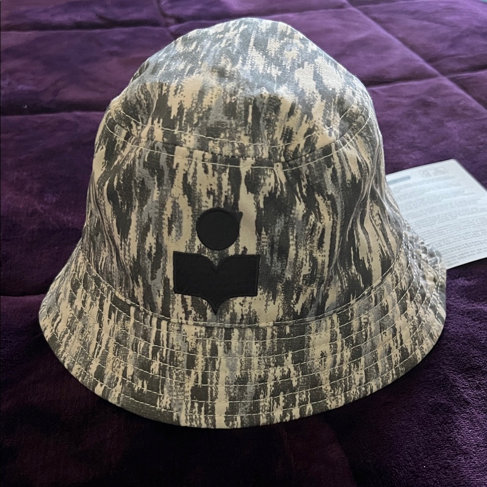 Isabel Marant Black and Cream Patterned Hat